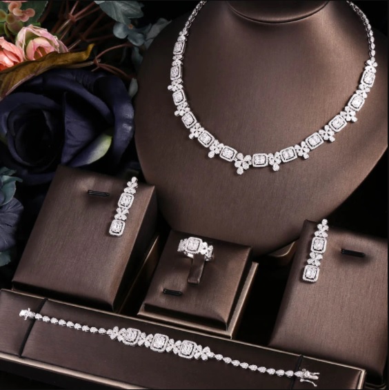 Luxusní set svatebních šperků